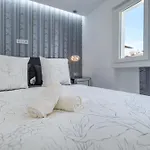 Apartment Puerto Benalmadena And Carihuela, Attic Views With Pool, Parking, Terrace *