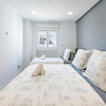 Puerto Benalmádena&carihuela, Attic Views With Pool, Parking, Terrace *