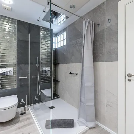 Puerto Benalmadena And Carihuela, Attic Views With Pool, Parking, Terrace Appartement Torremolinos