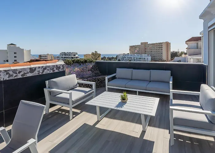 Puerto Benalmadena And Carihuela, Attic Views With Pool, Parking, Terrace *