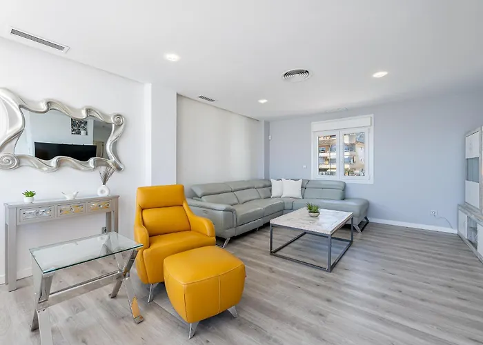 Puerto Benalmadena And Carihuela, Attic Views With Pool, Parking, Terrace Apartment *