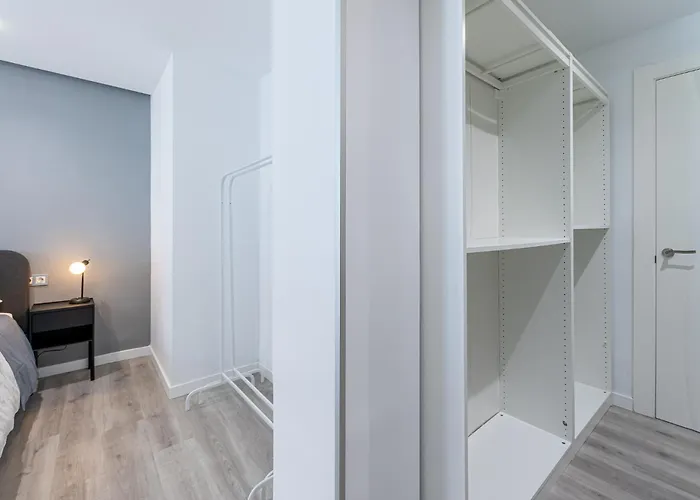 Puerto Benalmadena And Carihuela, Attic Views With Pool, Parking, Terrace 아파트 토레몰리노스