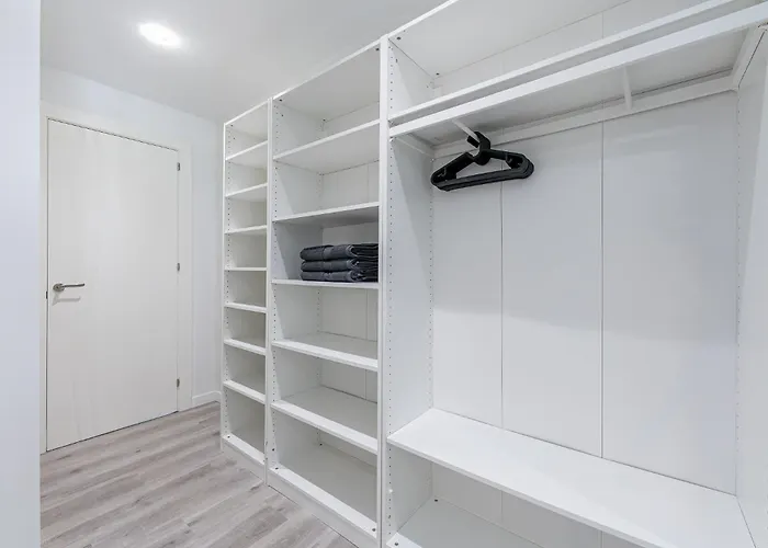 Puerto Benalmadena And Carihuela, Attic Views With Pool, Parking, Terrace Torremolinos