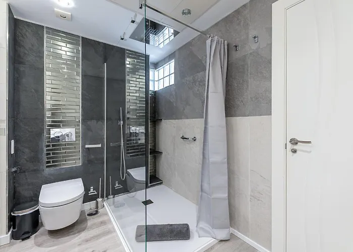 Puerto Benalmadena And Carihuela, Attic Views With Pool, Parking, Terrace 아파트 토레몰리노스