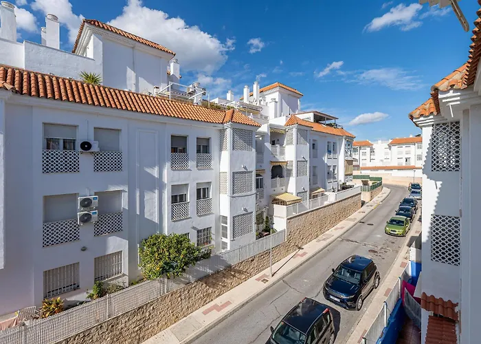 Puerto Benalmadena And Carihuela, Attic Views With Pool, Parking, Terrace