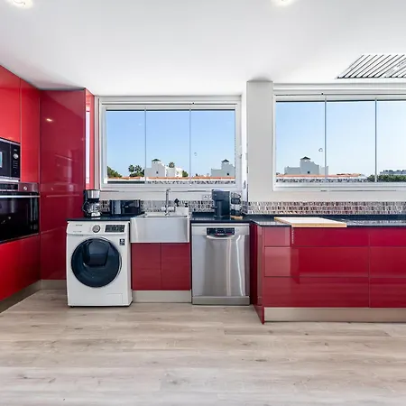 Puerto Benalmadena And Carihuela, Attic Views With Pool, Parking, Terrace Torremolinos